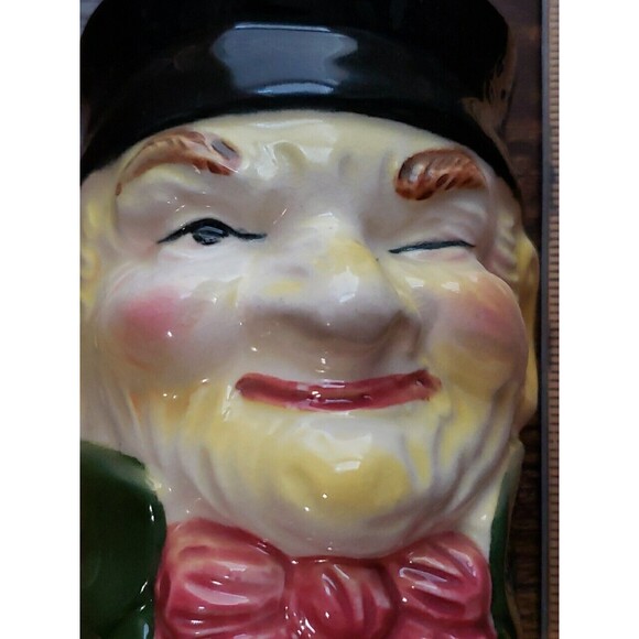 Vintage Charlie Toby Head Vase Porcelain Wall Pocket Winking Old Man Green Tie - Picture 4 of 11